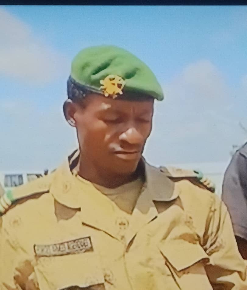 Nous venons d’apprendre que le maire d’Ayorou et son chauffeur ont été tués ce matin par des terroristes, alors qu’ils revenaient de Tillabéry après avoir participé à l’accueil du président Tiani.Qu’Allah leur fasse miséricorde. Amine.