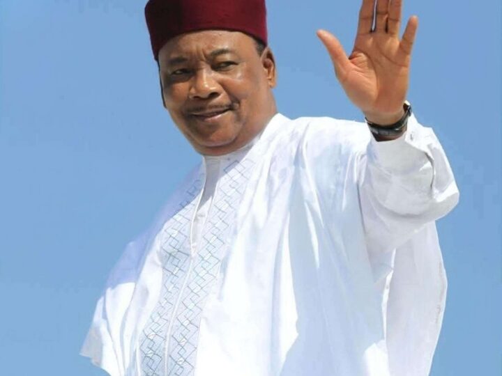 Affaire Bazoum : Martin Ziguélé prend ses distances avec les accusations visant Issoufou Mahamadou.