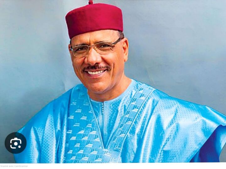 Par 524 voix, le Parlement européen exige la libération immédiate de Mohamed Bazoum.