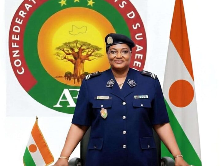 .Aguié rend hommage à OPP Haoua Sani : une administratrice saluée pour son engagement et son sens du devoir.