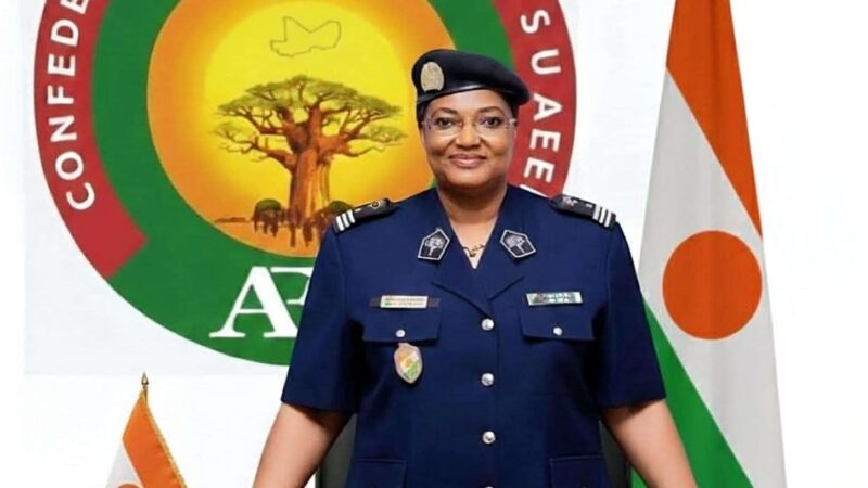 .Aguié rend hommage à OPP Haoua Sani : une administratrice saluée pour son engagement et son sens du devoir.