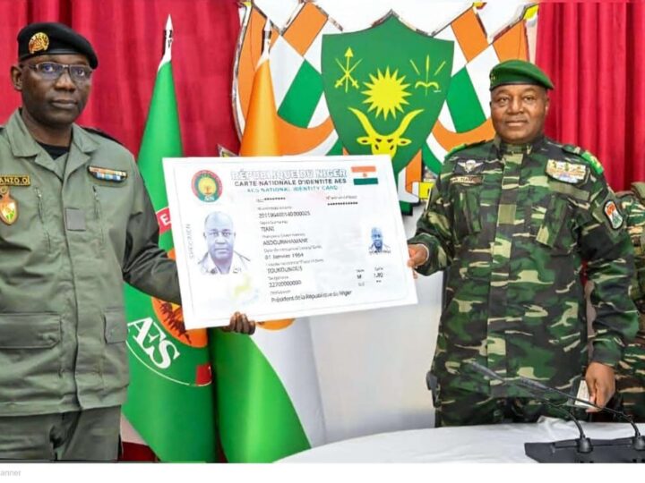 Niger : Le président de la république, Chef de l&rsquo;état, le général d&rsquo;armée Abdourahamane Tiani lance la carte biométrique AES, un tournant numérique stratégique.
