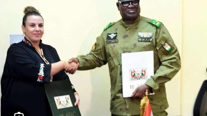 Le Niger franchit une nouvelle étape dans la modernisation de ses documents d’identification et de voyage.