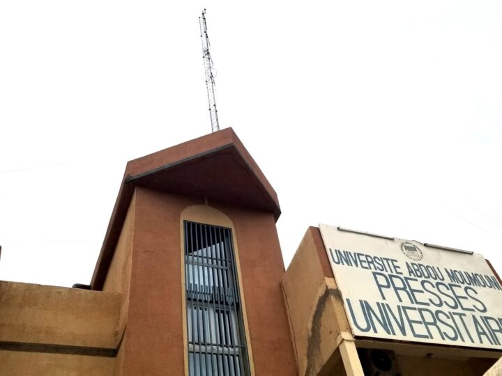 Université Abdou Moumouni : une radio pour faire vibrer le savoir au cœur de la cité.