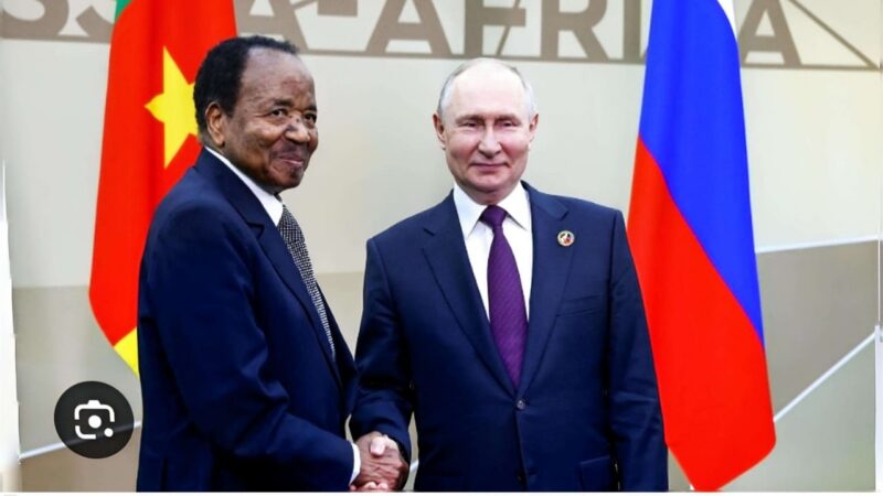 Cameroun – Russie : l’ombre d’une guerre lointaine et le silence embarrassé de Yaoundé.
