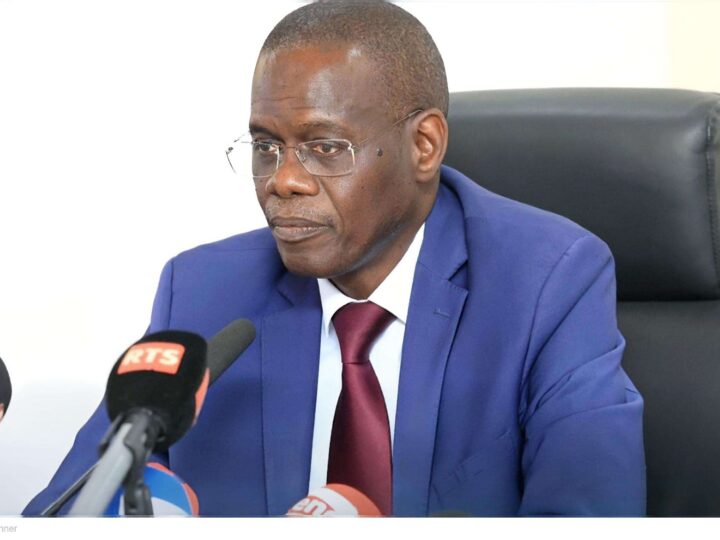 Sénégal : Ahmadou Lo, le technocrate qui prend les commandes après la rupture au sommet.