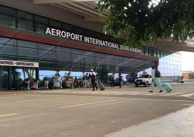 Tirs signalés aux abords de l&rsquo;aéroport international de Niamey : la sécurité renforcée, les autorités toujours silencieuses.
