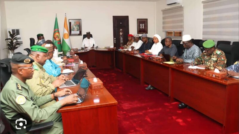 Frontière Niger-Bénin : vers la fin d’un long bras de fer ? Un comité de réouverture installé à Niamey.