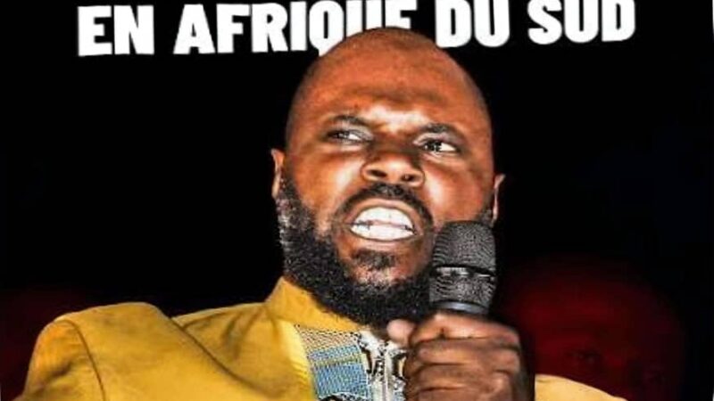 Kemi Seba reste derrière les barreaux : la justice sud-africaine refuse sa libération sous caution.