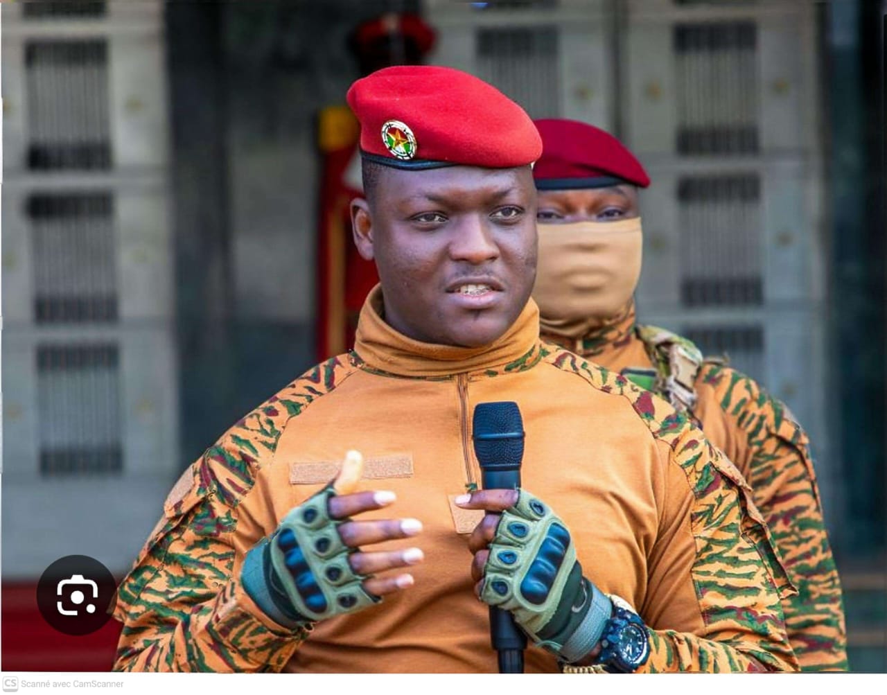 Le grand ménage au sommet du pouvoir burkinabè : Ibrahim Traoré resserre l&rsquo;étau autour de son régime.