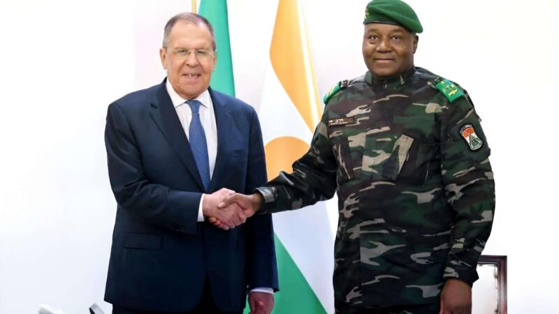 Niamey-Moscou : l’AES verrouille l’axe russe, au risque d’un nouveau tête-à-tête sans garde-fous.