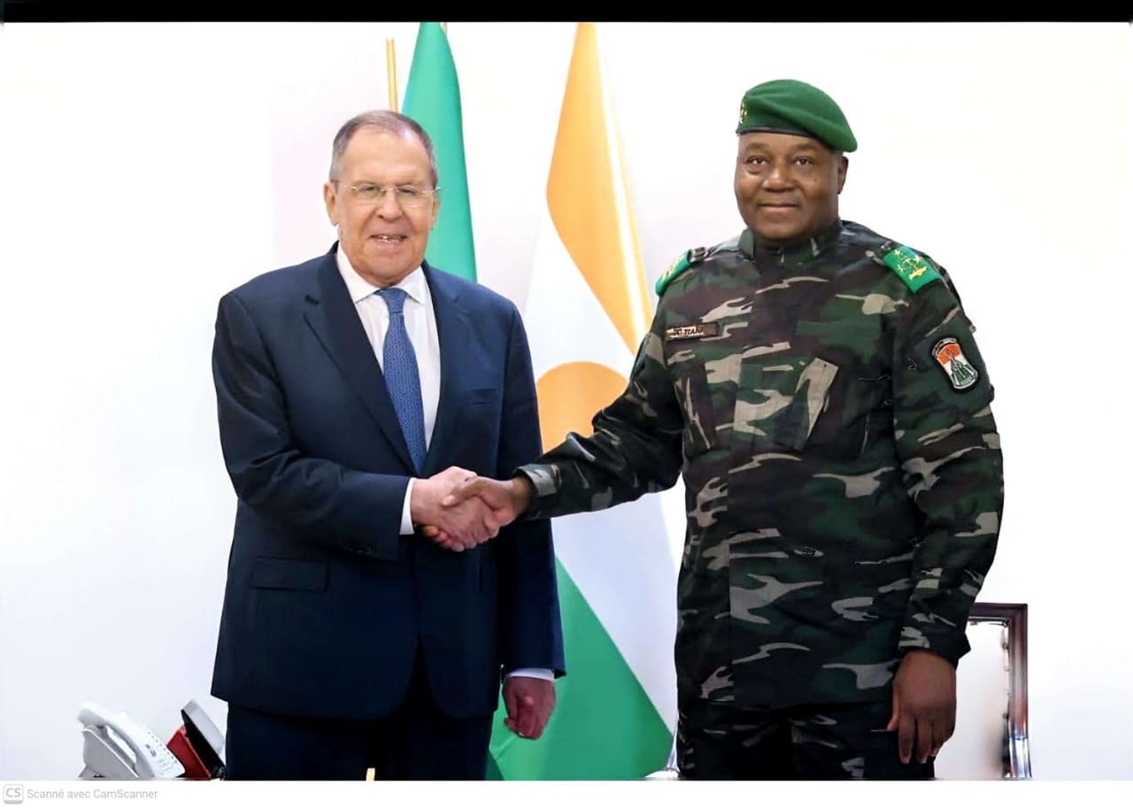 Niamey-Moscou : l’AES verrouille l’axe russe, au risque d’un nouveau tête-à-tête sans garde-fous.